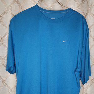 Men's Nike crew neck shirt